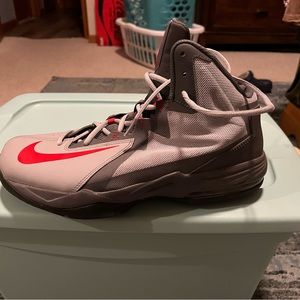 Men’s Nike Air Max Stutter Step 2